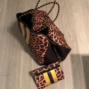 Yoga Neoprene animal print bag with pouch